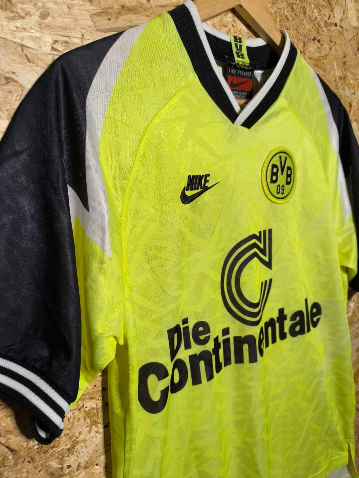 1995 Dortmund Home, Small