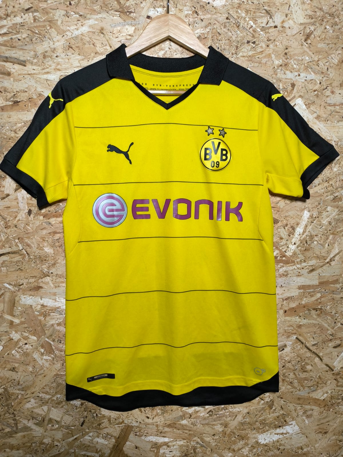 2016 Dortmund Home 'Aubameyang 17', Small