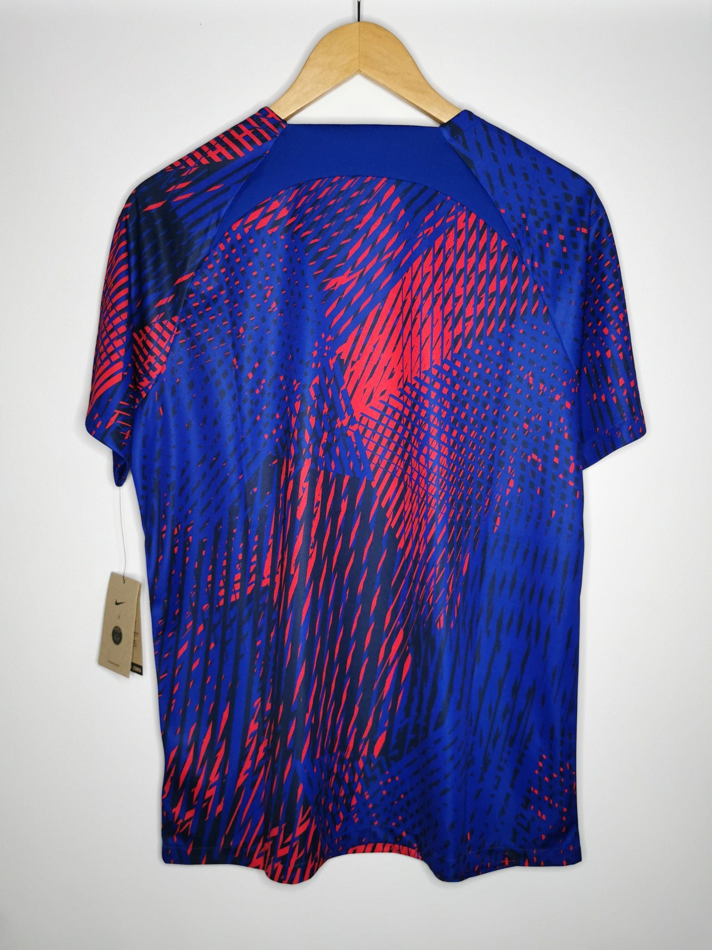 2022 PSG Training Tee, BNWT, Large - footballshirts.ie