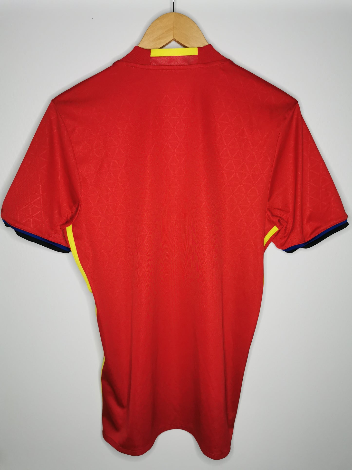 2016 Spain Home, Small