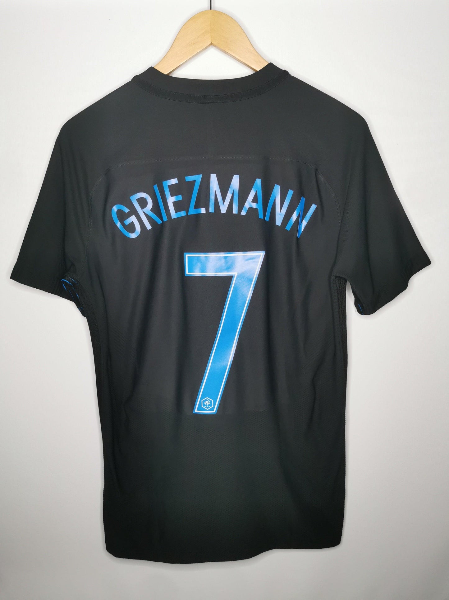 2017 France Third Player Spec 'Griezmann 7', Medium - footballshirts.ie