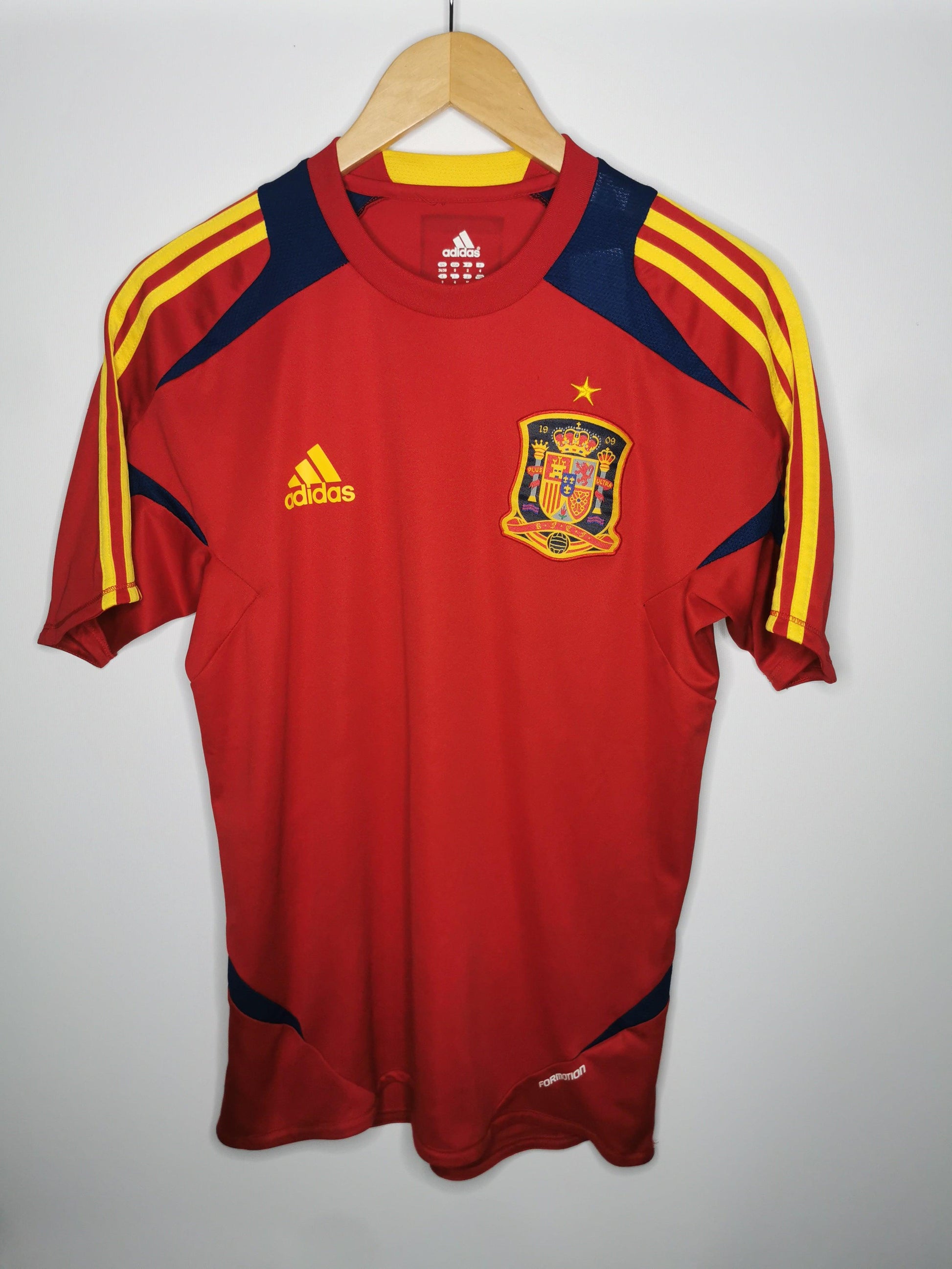 2012 Spain Training Player Spec Tee, Small - footballshirts.ie