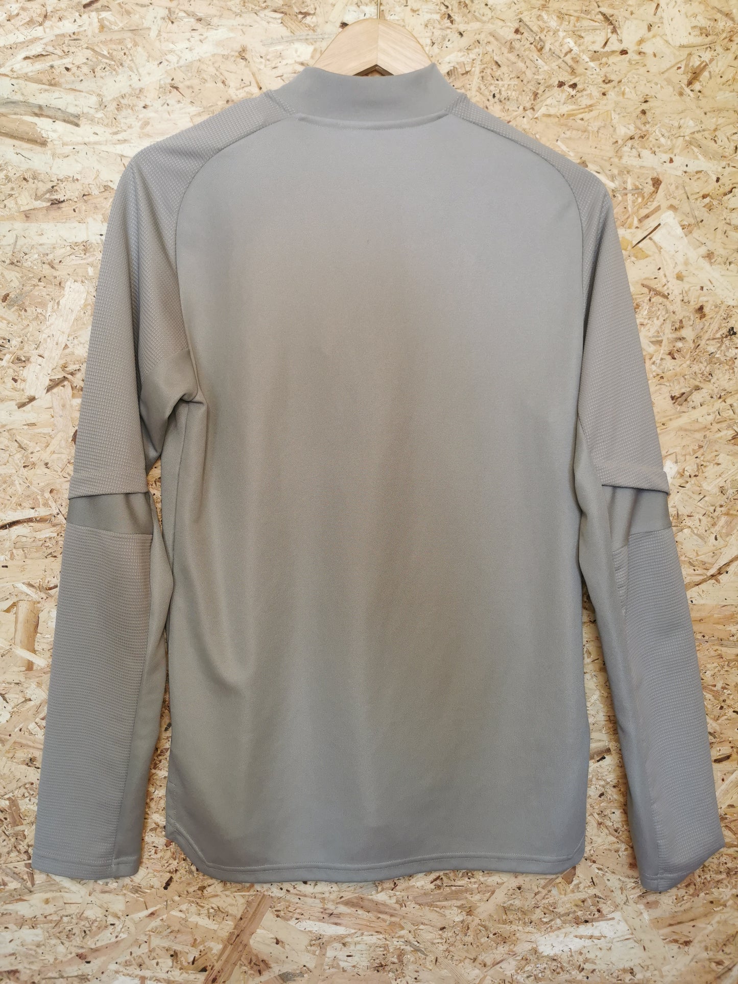 2019 Wolves Staff Issued Training Top 'MW', Small (fits Medium)