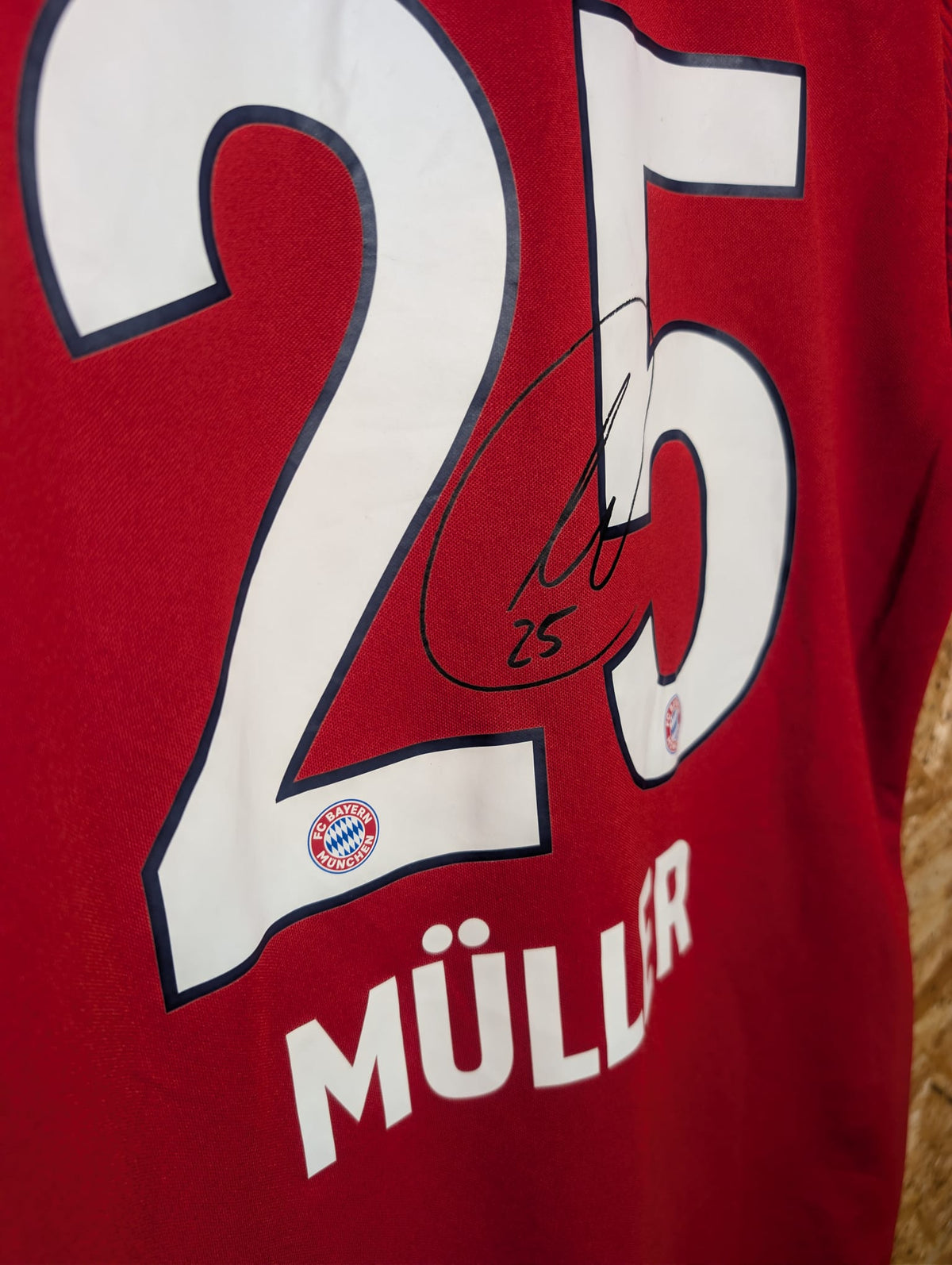 Authentic Bayern Munich 2018 Adidas Home Football Shirt 'Müller 13' Signed (Image 6)