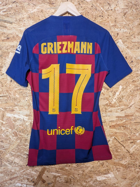 Authentic Barcelona 2020 Nike Home Short Sleeve Kitroom Issued Football Shirt 'Griezmann 17' (Image 2)