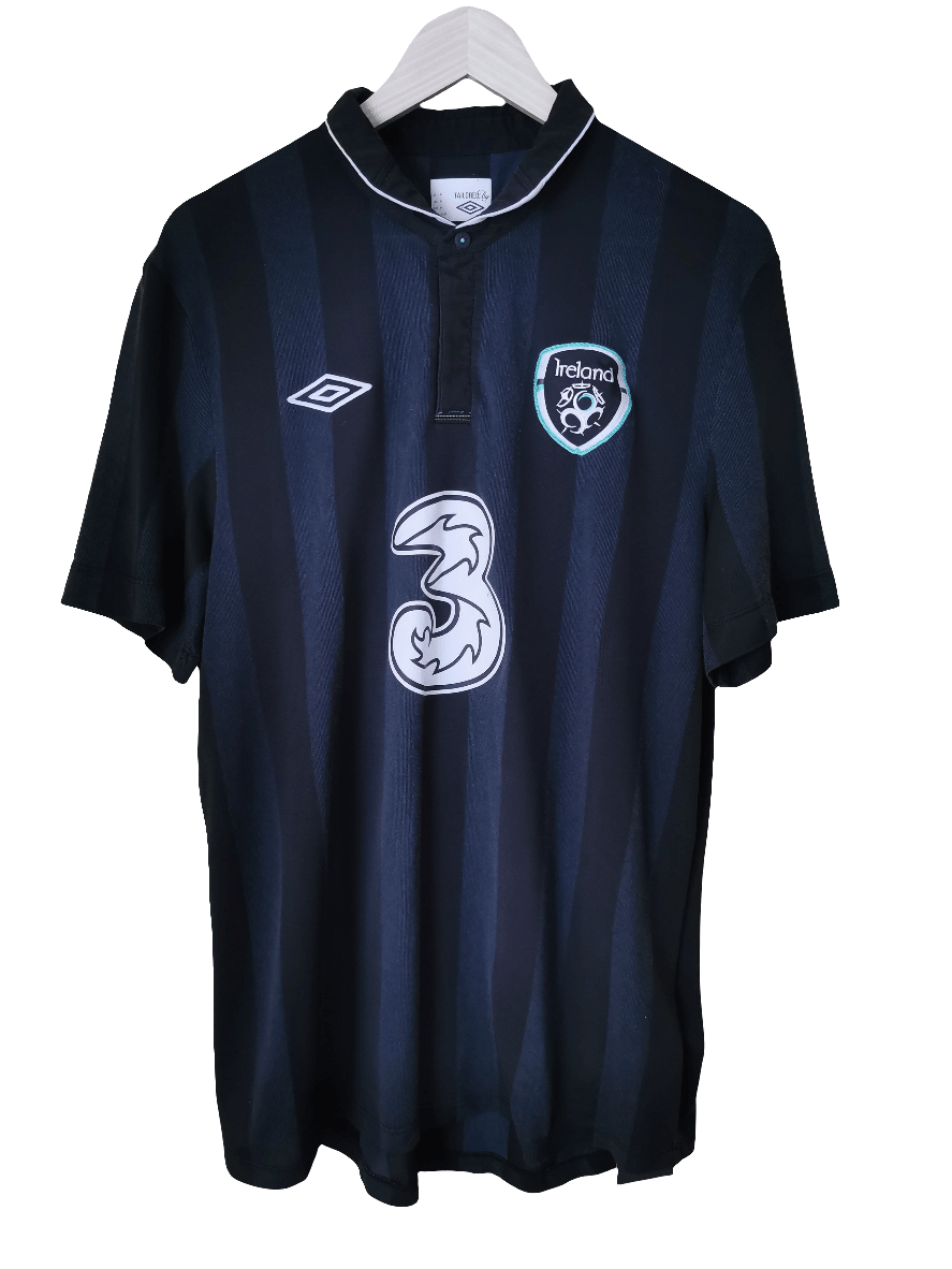 2009 Ireland Away, X Large - footballshirts.ie