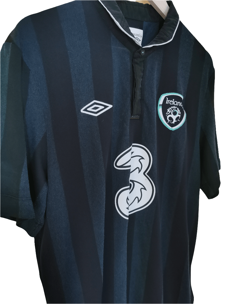 2009 Ireland Away, X Large - footballshirts.ie
