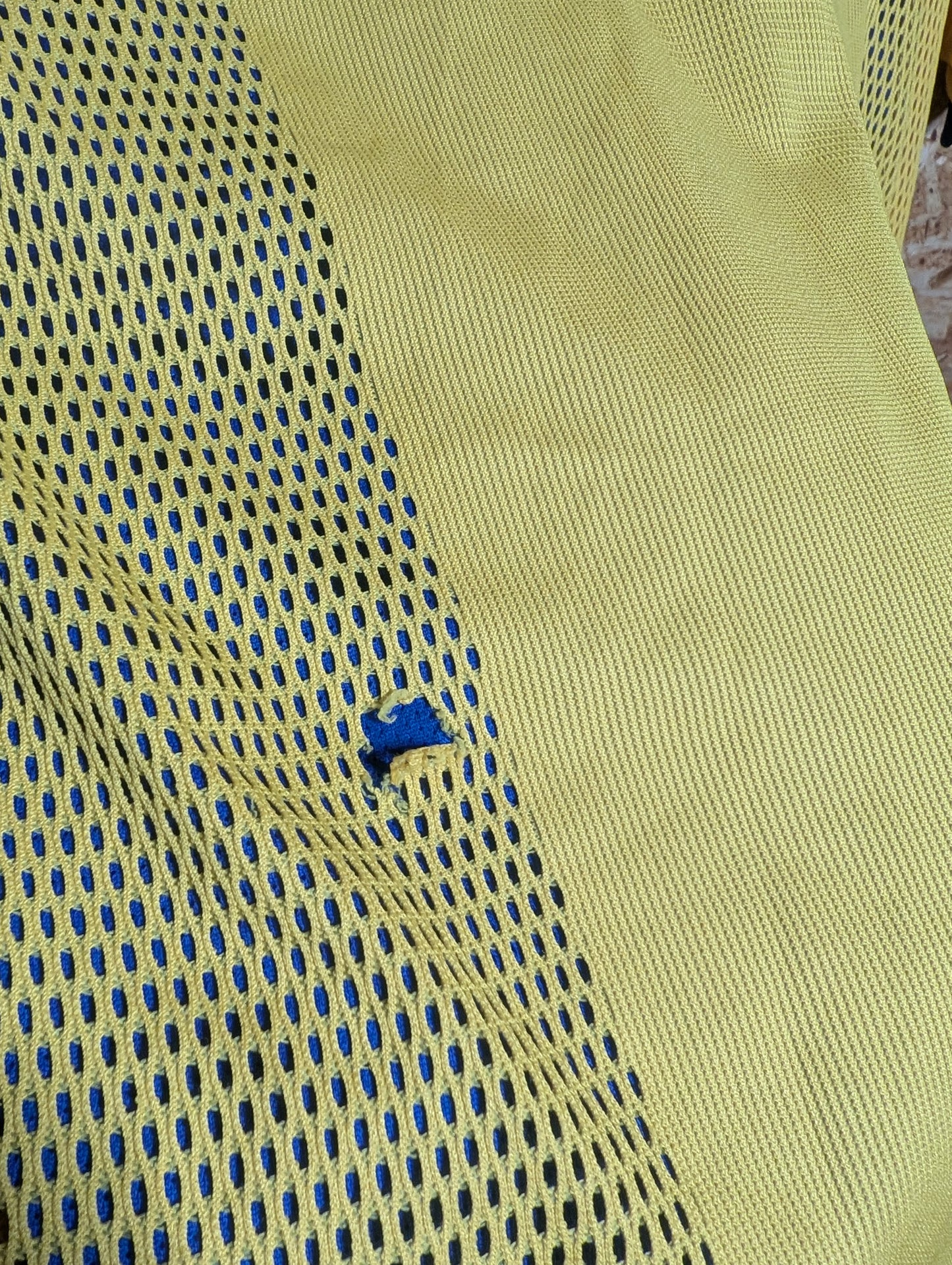 Authentic Sweden 2002 Adidas Home Kitroom Issue Football Shirt - Image 7