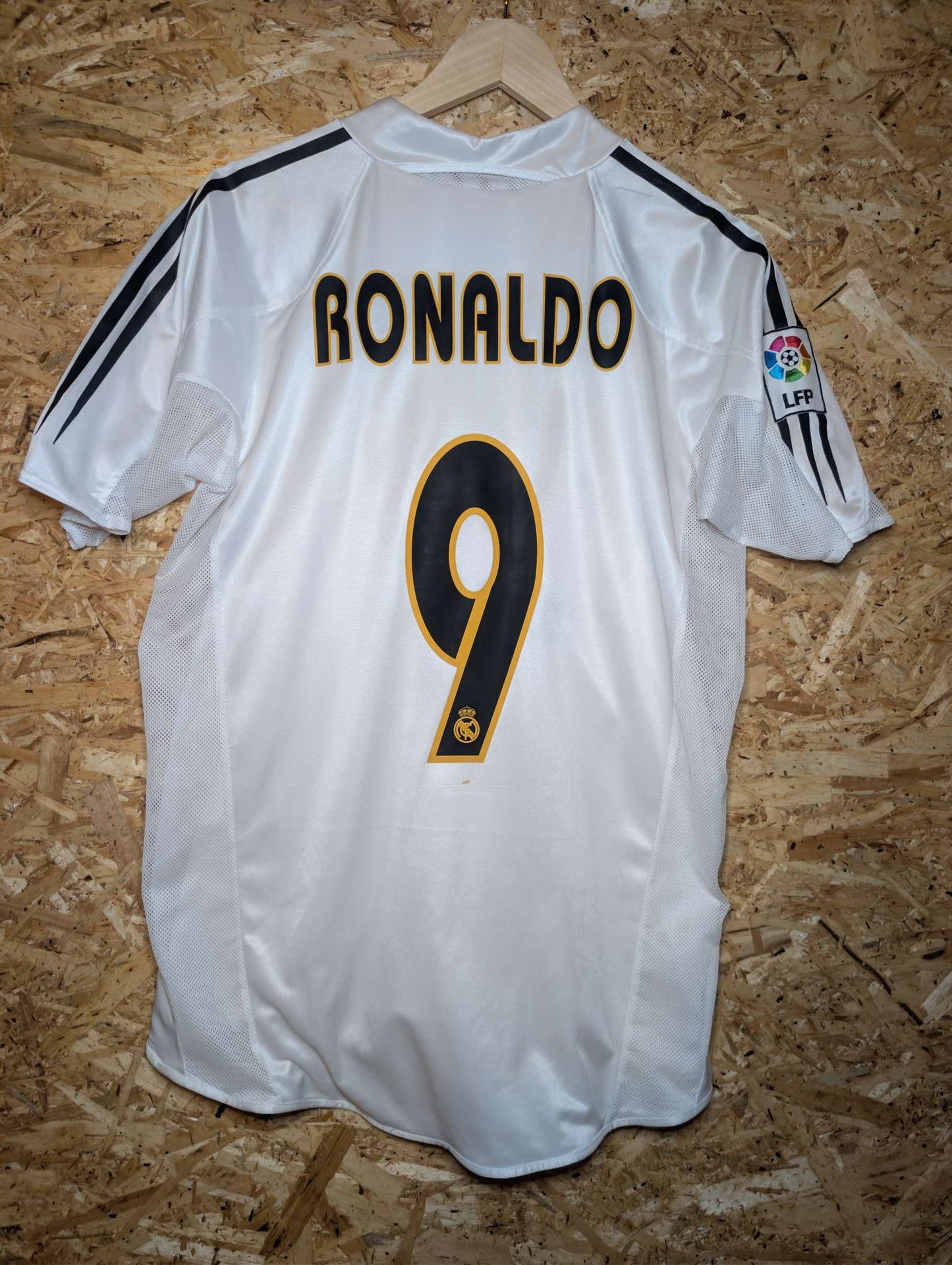 2004 Real Madrid Home Player Spec 'Ronaldo 9', Medium