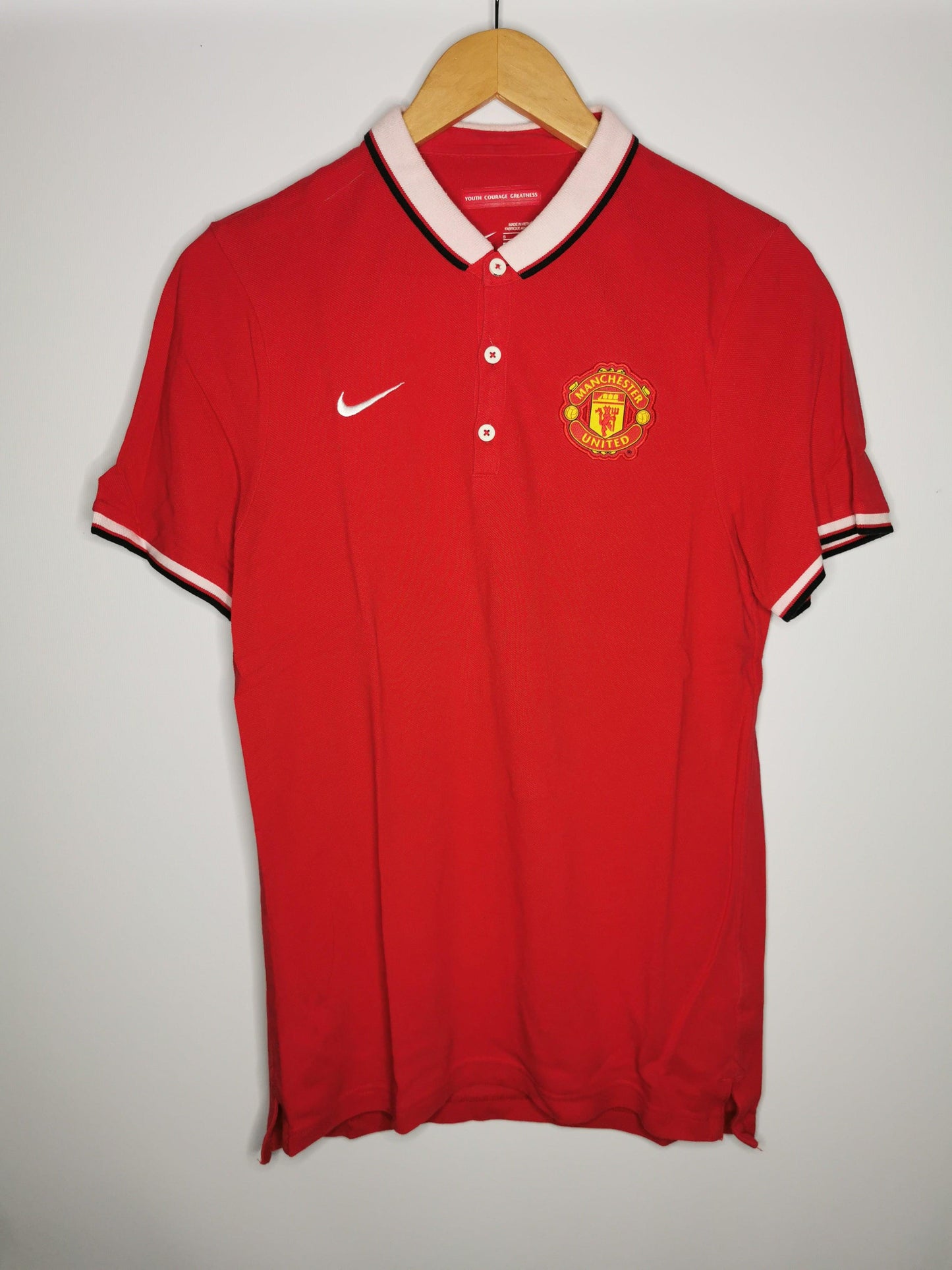 2014 Man United polo shirt, Small - footballshirts.ie