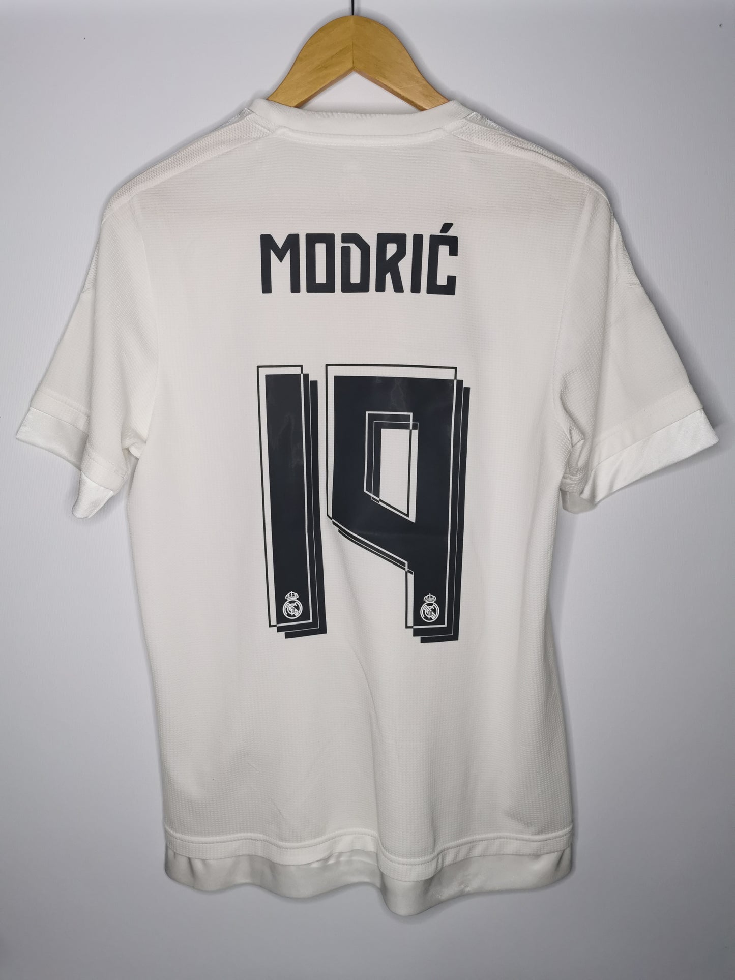 2015 Real Madrid Home 'Modric 10', Medium
