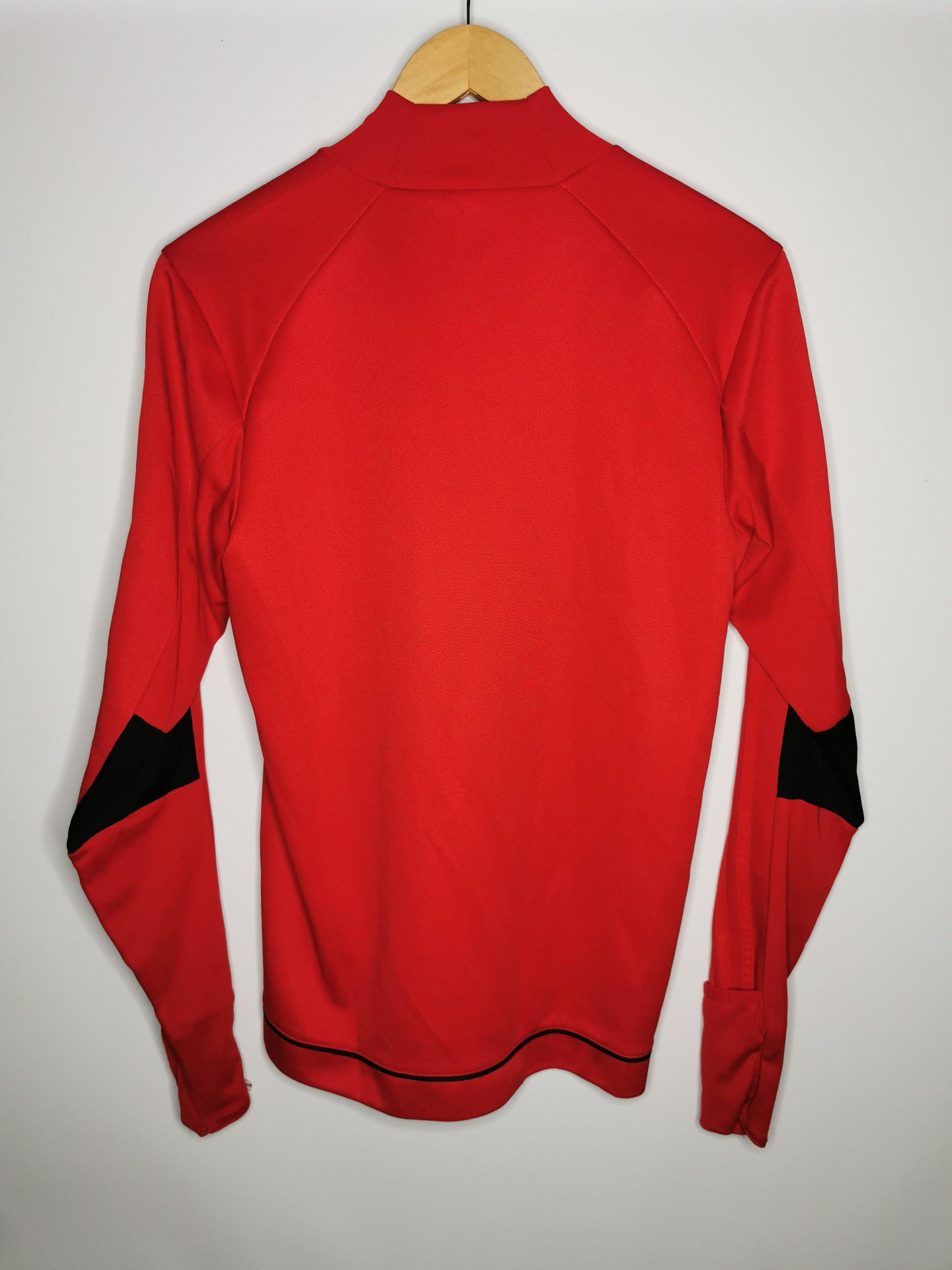 2014 Aberdeen Sweatshirt, Small - footballshirts.ie