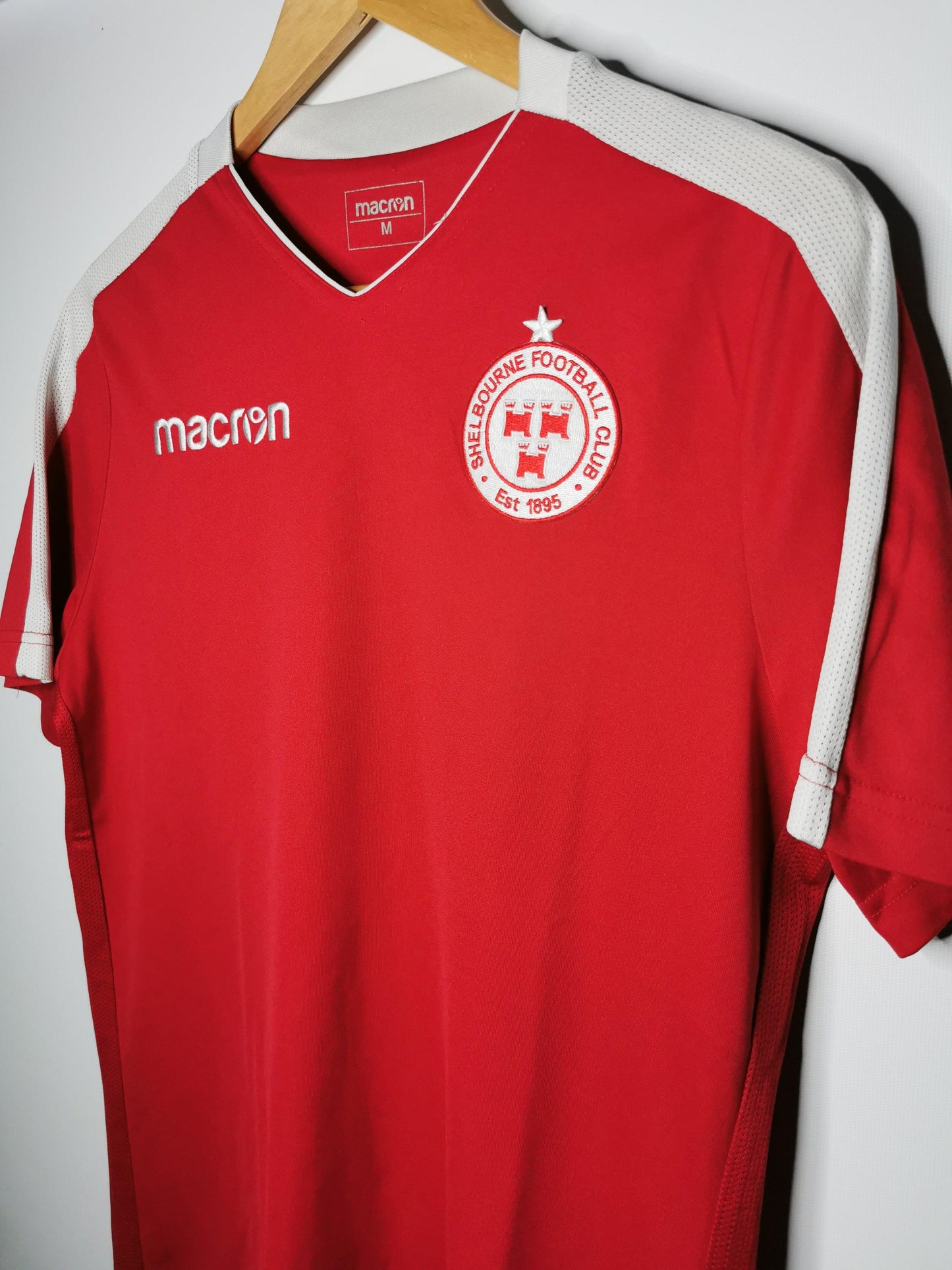 2015 Shelbourne Training Tee, Medium - footballshirts.ie