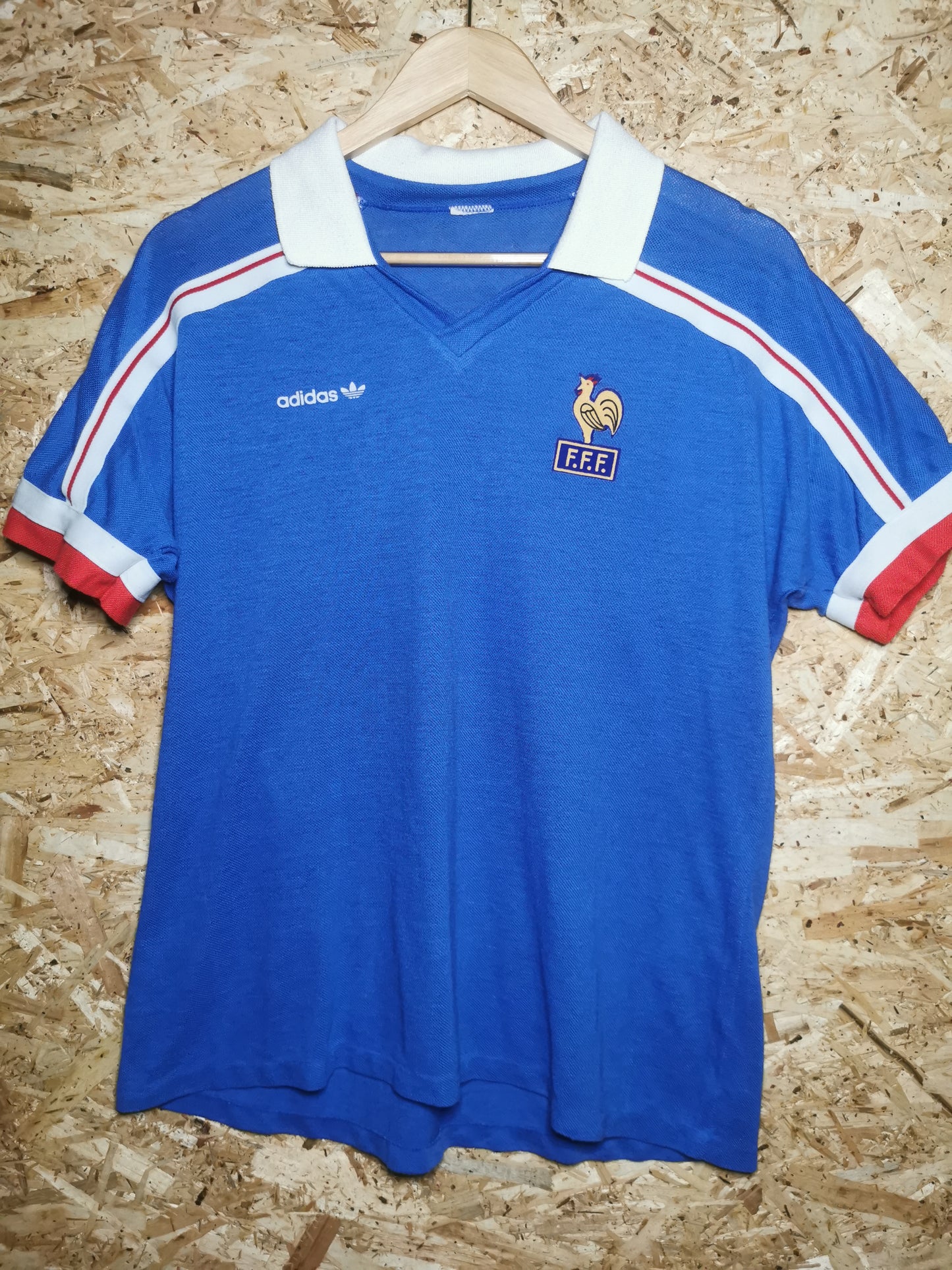 1986 France Home, Medium