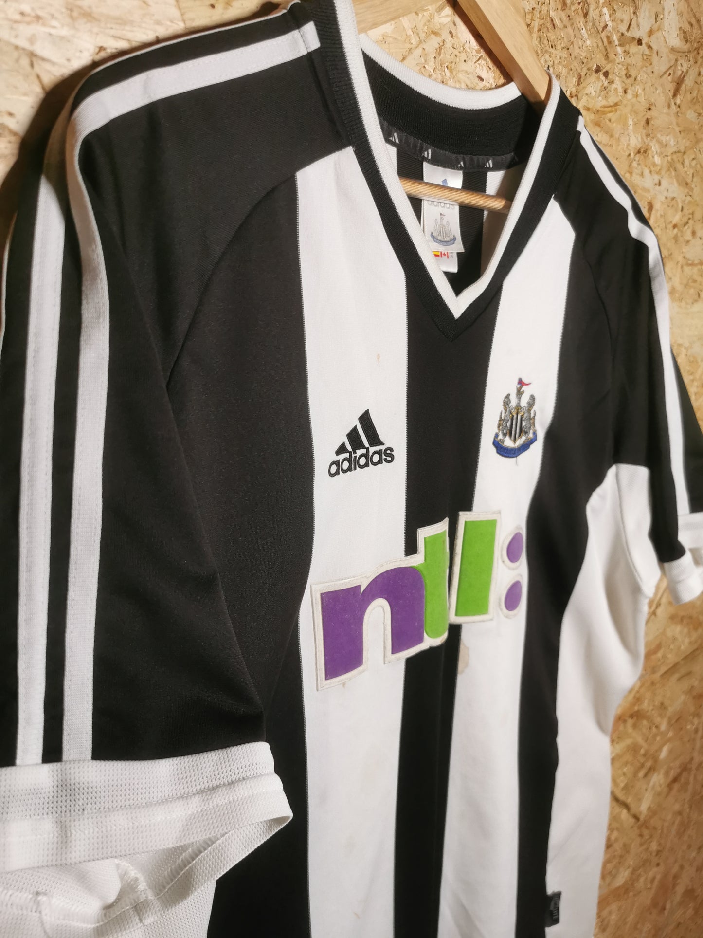 2001 Newcastle Home, Large