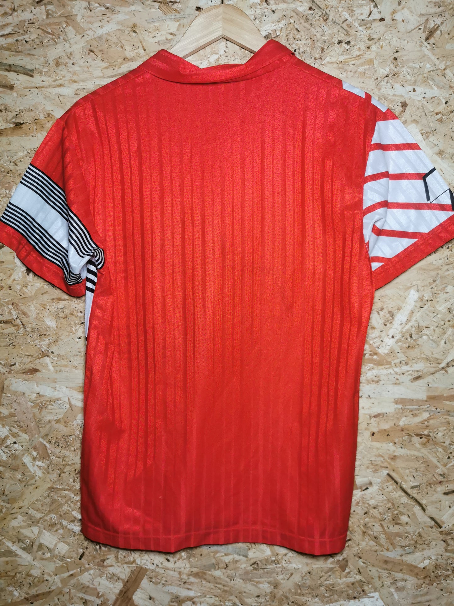 1990 Switzerland Home, Medium (3)