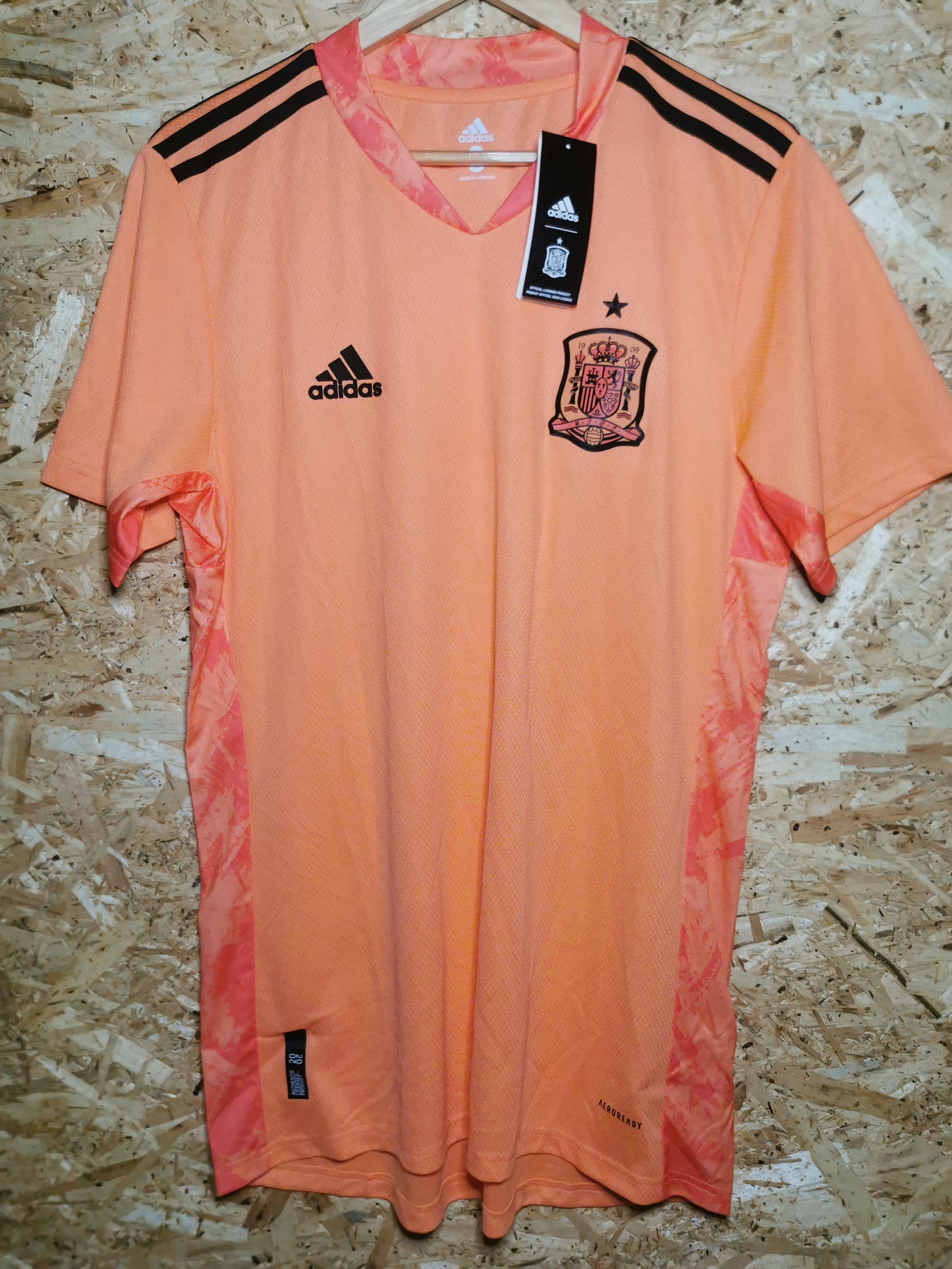 2020 Spain Goalkeeper Player Issue, Large (Size 8), BNWT