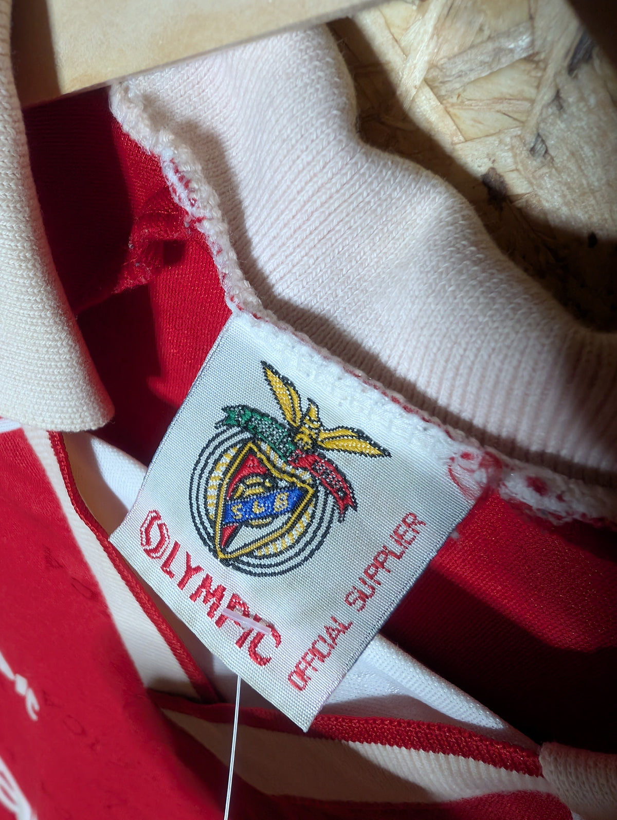 Authentic Benfica 1994 Olympic Red Home Football Shirt, Medium (Image 6)