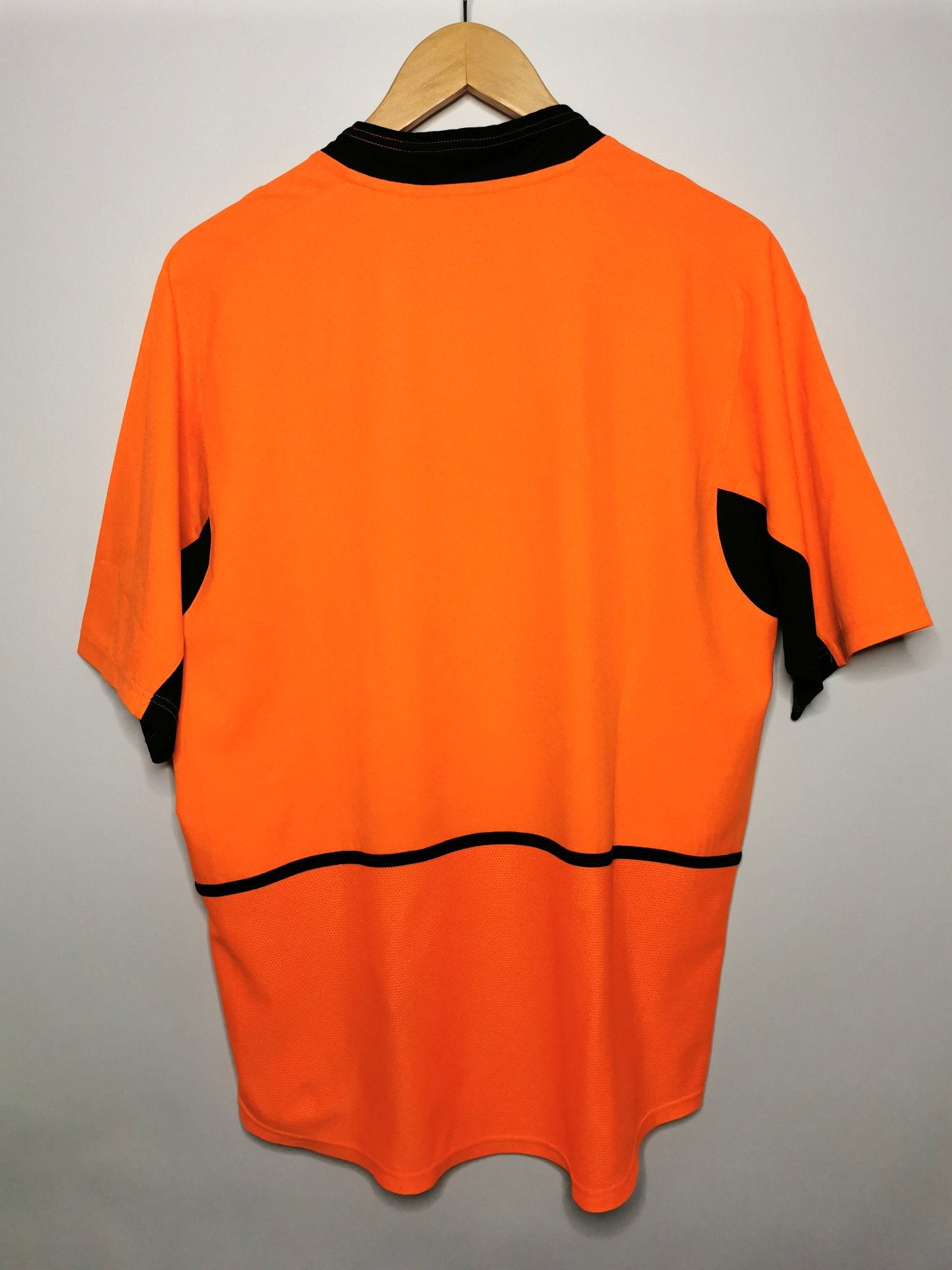 2002 Netherlands Home, Medium