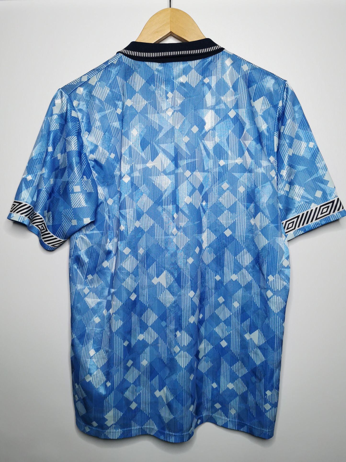 1990 England Third, Medium