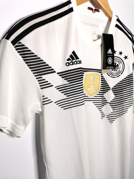 Authentic 2018 Germany Home (Image 2)