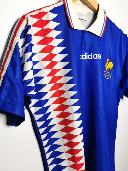 Authentic 1994 France Home 'Cantona 7' (South American version) (Image 2)