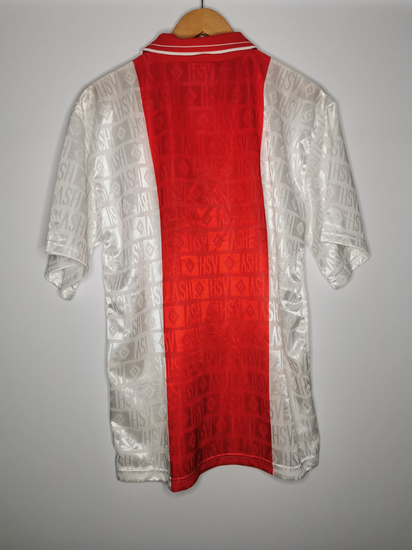 1997 Hamburg Home, Large