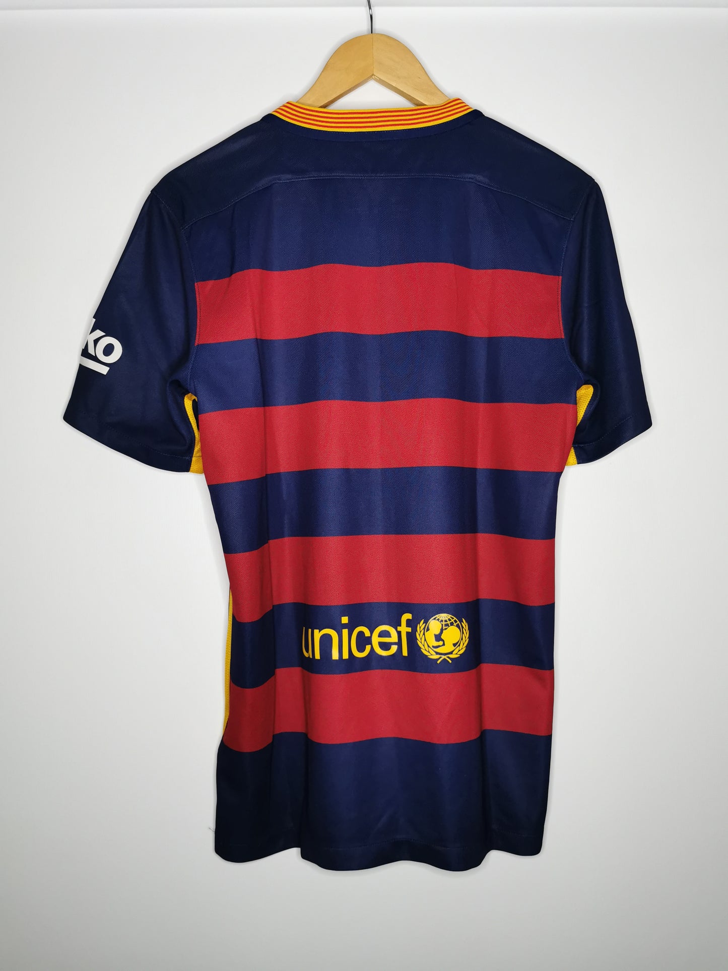 2015 Barcelona Home, Medium