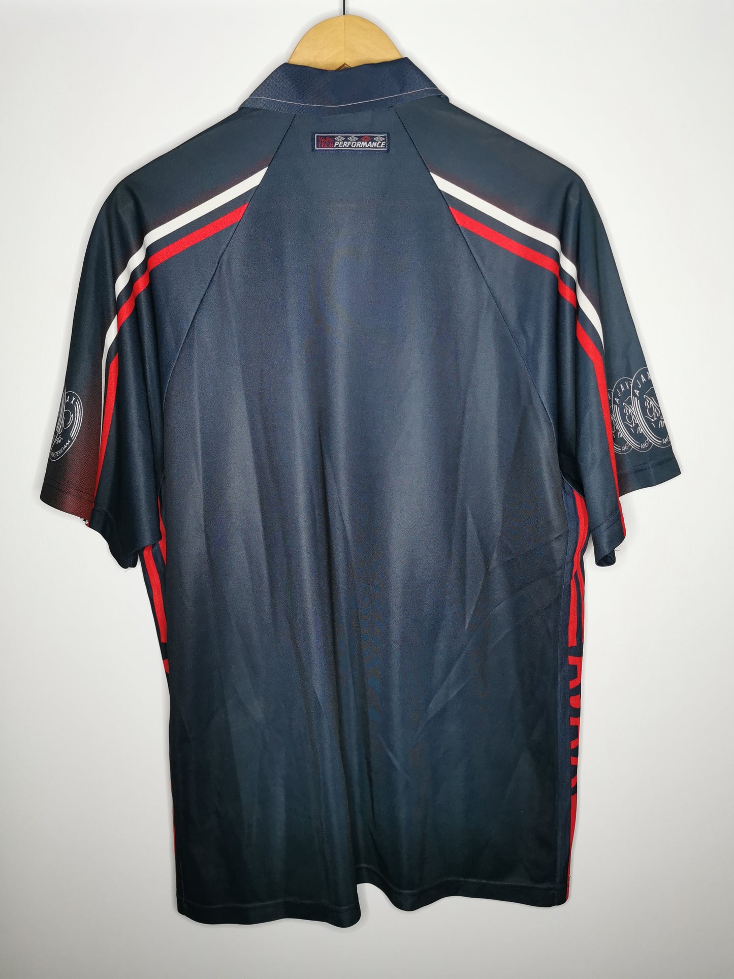 1997 Ajax Away, X Large