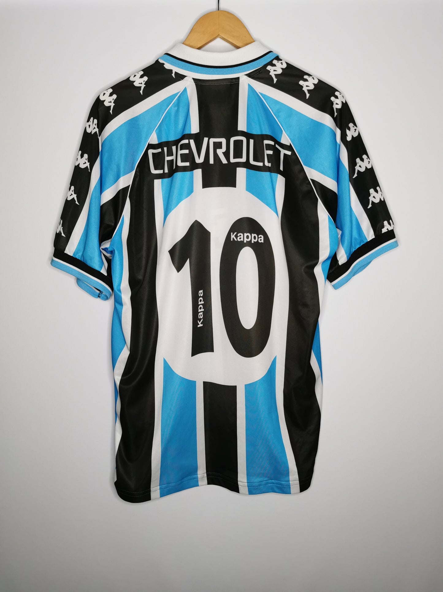 Gremio Home 2000 #10 player spec, Medium