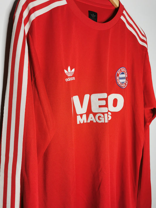 Authentic 1983 Bayern Munich long sleeve reissue (Image 2)