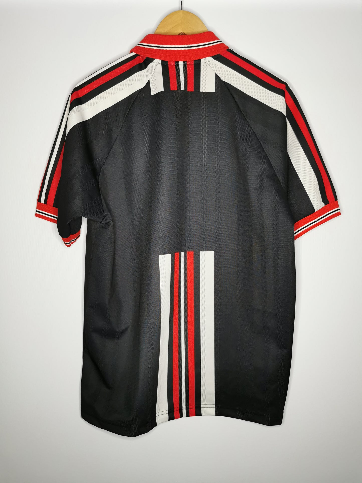 2000 Middlesbrough Away, Medium