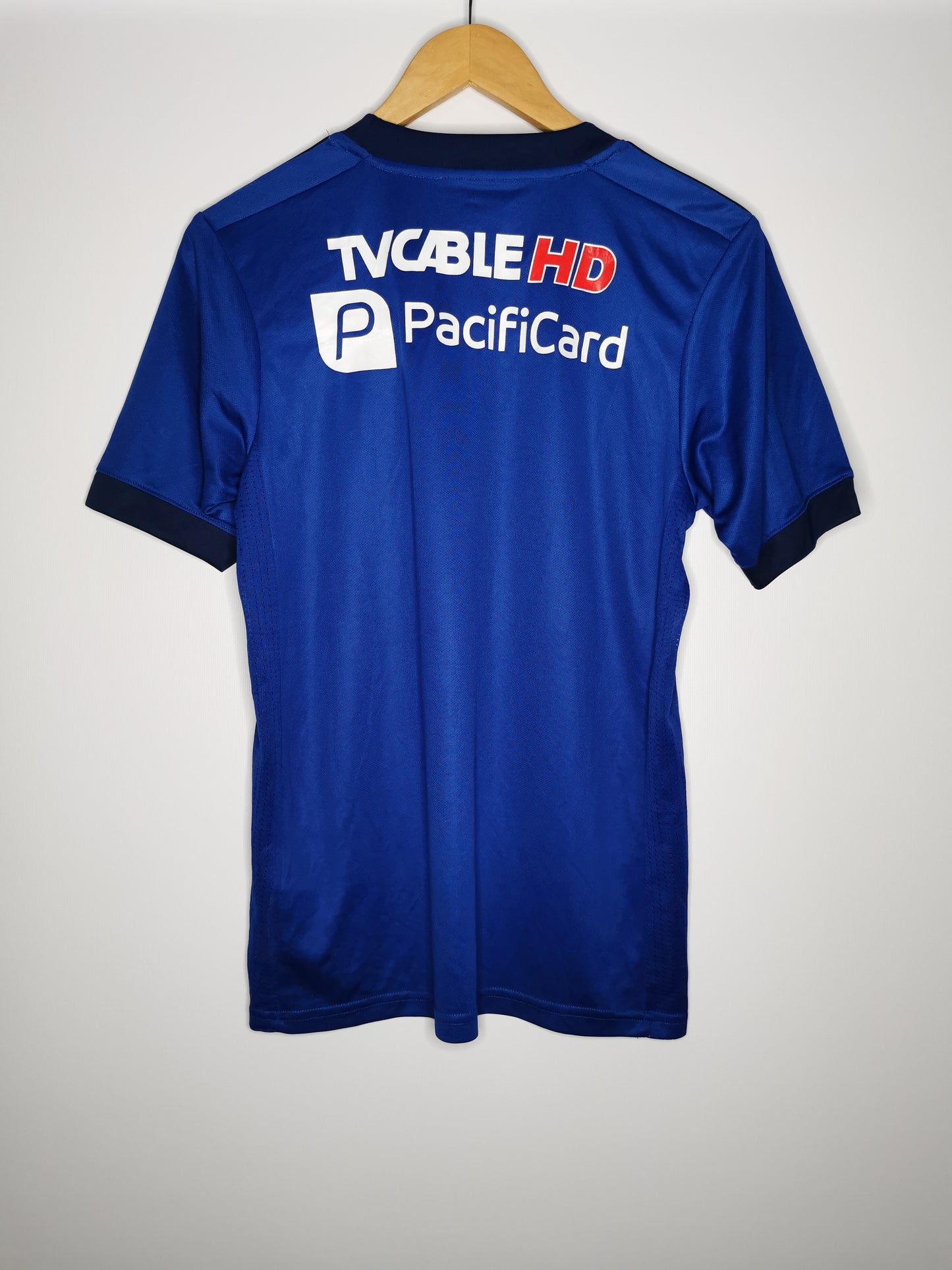 2017 Emelec Home, Small