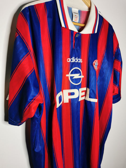 Authentic 1995 Bayern Munich Home 'Matthaus 10' (Image 2)