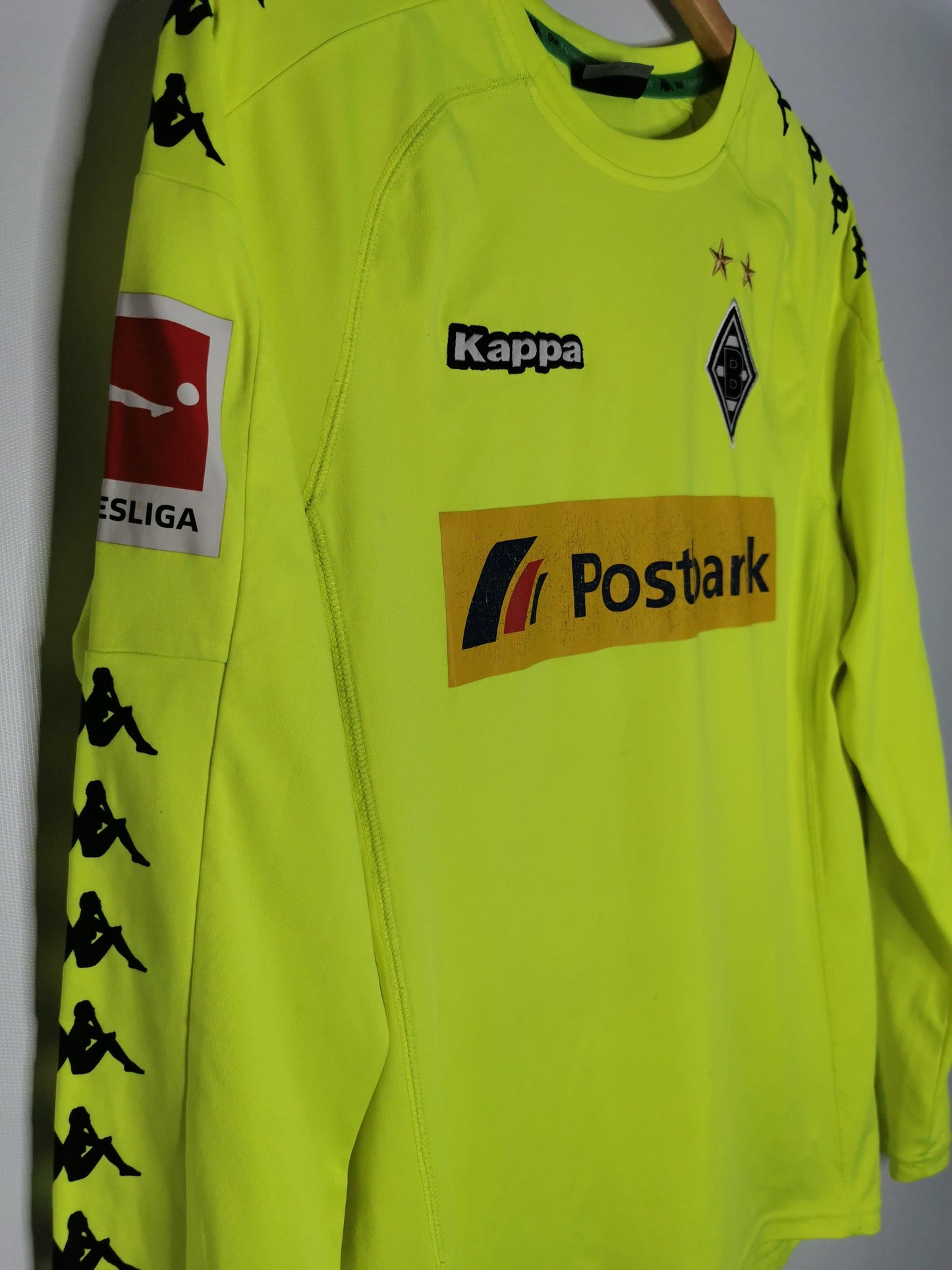 2017 Borussia Monchengladbach Goalkeeper Long Sleeve 'Sommer 1', Small - footballshirts.ie