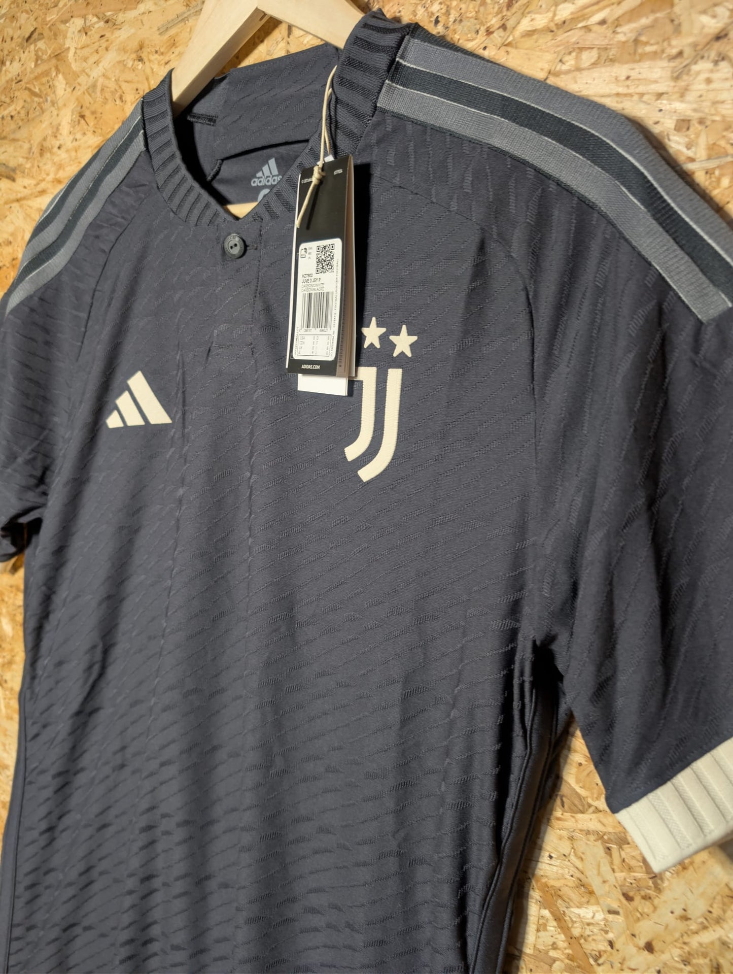 2023 Juventus Third Kitroom Issue, BNWT, Size 6 (Medium)