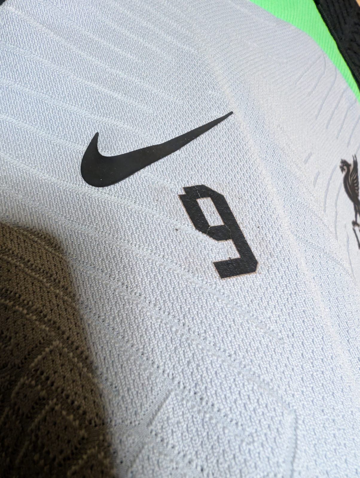 2022 Liverpool Player Issue Training Top #9, Medium (tight fit)