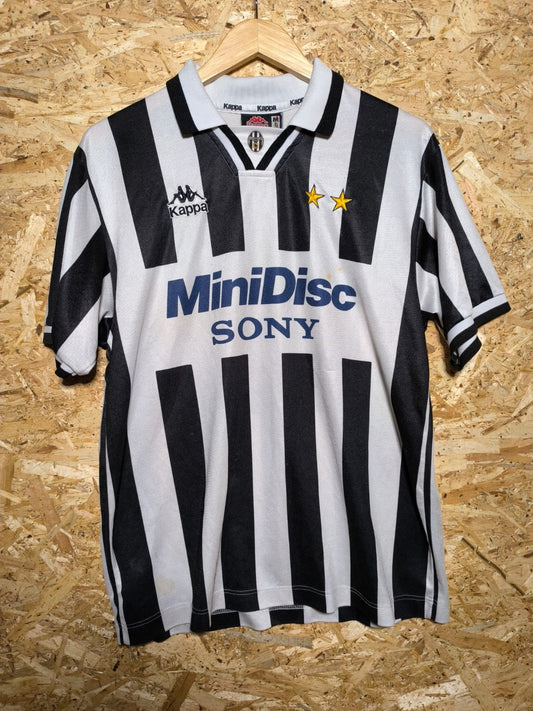 1995 Juventus Pre-Season Home, Medium
