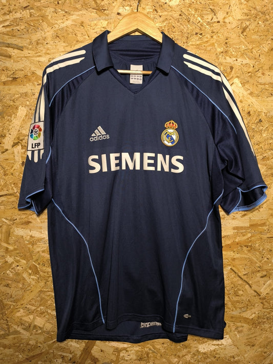 2005 Real Madrid Away, Large