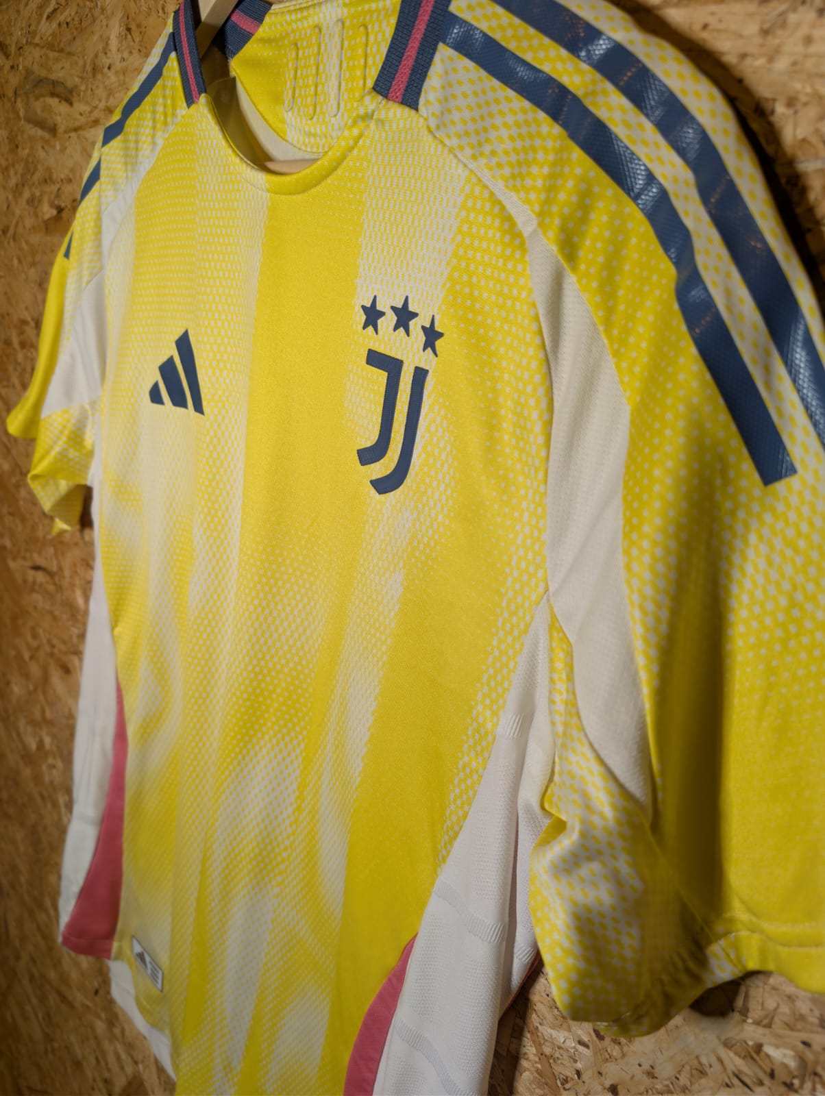 2024 Juventus Away Player Spec, Medium