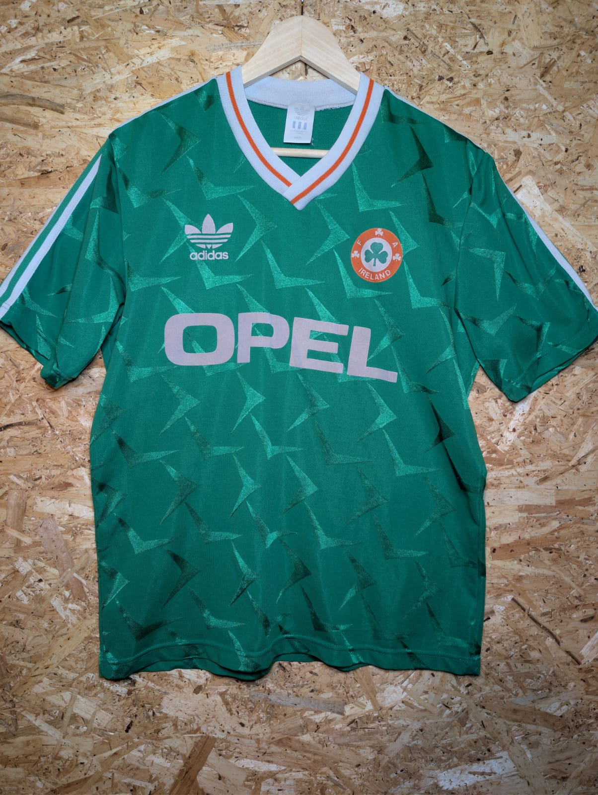 1990 Ireland Home, Large (fits Medium)
