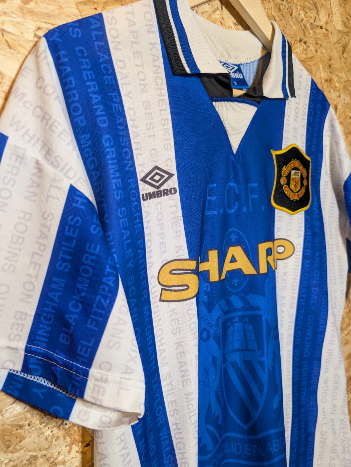 1994 Man United Third, Medium
