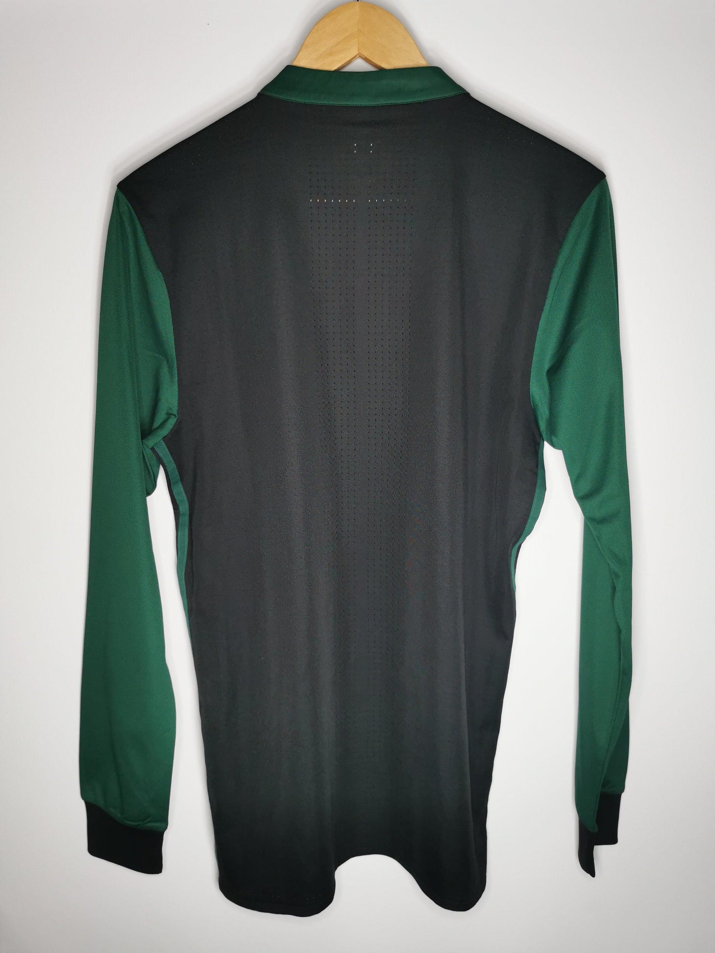 2017 Schalke Away long sleeve kitroom issue, Medium (6) - footballshirts.ie