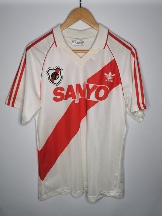 1992 River Plate Home #11 (Crespo), Medium