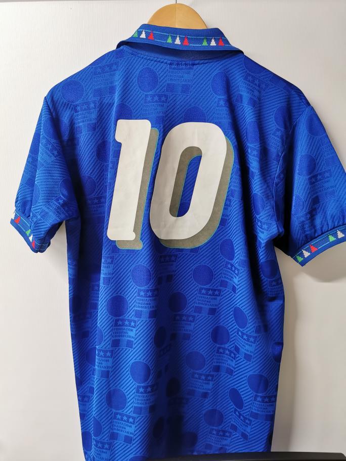 1994 Mexico Home 'H. Sanchez 9' and 1994 Italy Home #10, Medium