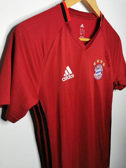 2013 Bayern Munich training tee, Small