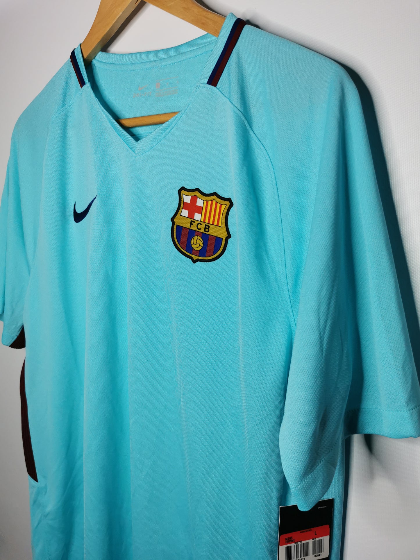 2017 Barcelona Away Sponsorless, BNWT, Large