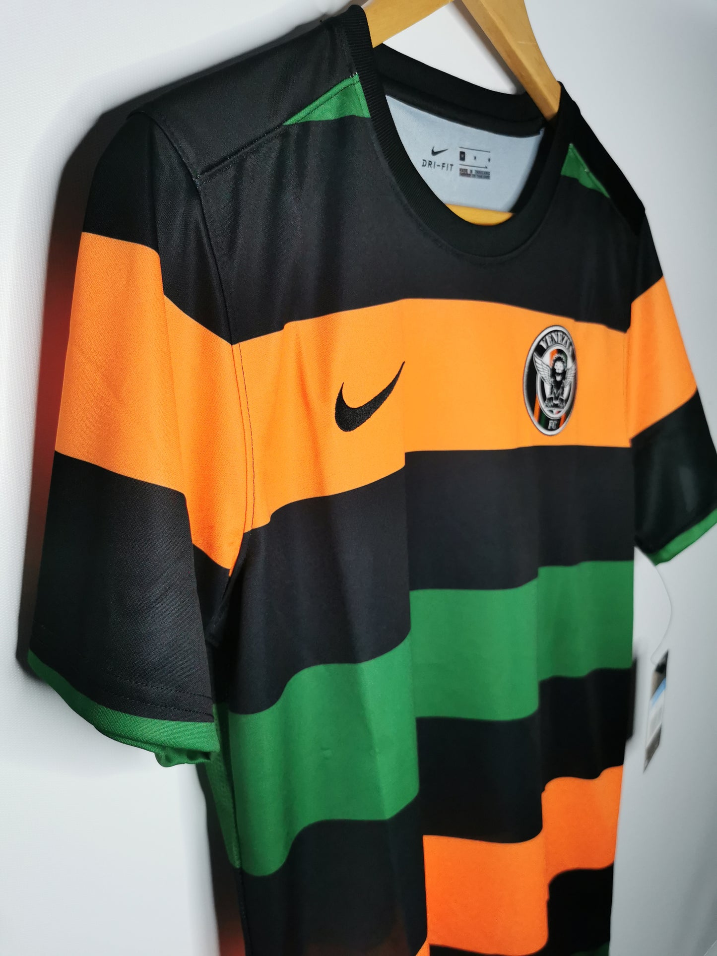 2020 Venezia Home, BNWT, Medium