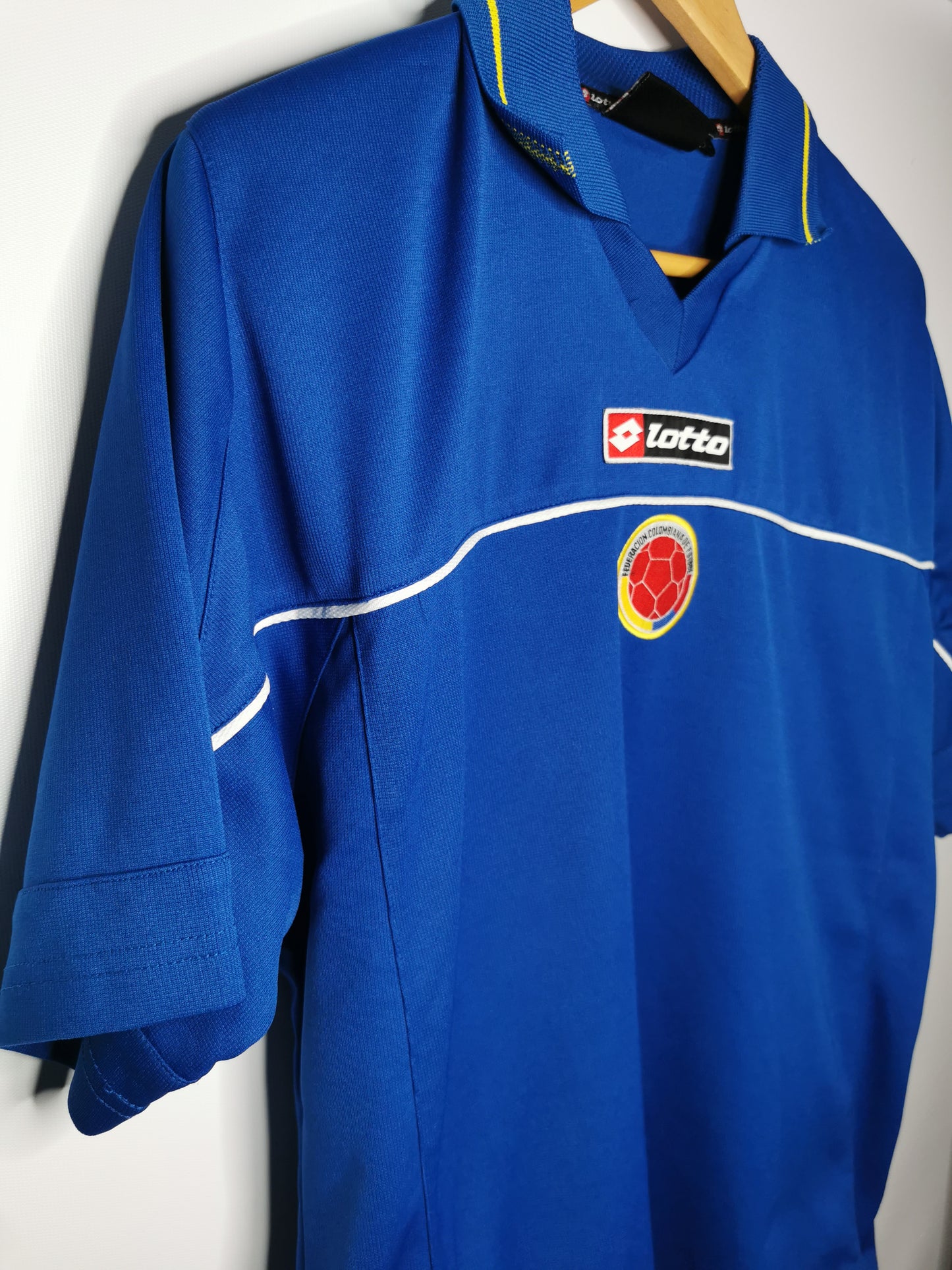 1998 Colombia Away, Large