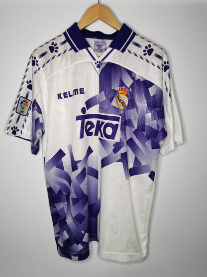 1996 Real Madrid Third, Medium